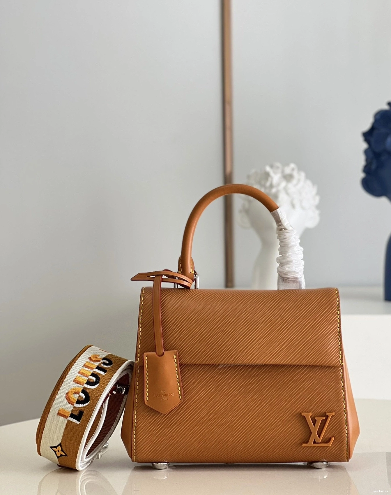 WIS MINI VUITTON LOUIS CHANELUNY 0122